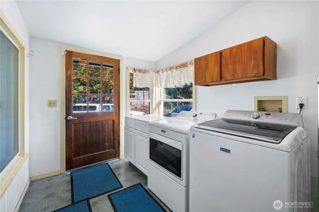 Property photo for 8220 Chambers Creek Road W, University Place photo 5