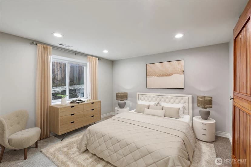 Property photo for 8258 Interlake Avenue N, Seattle photo 30