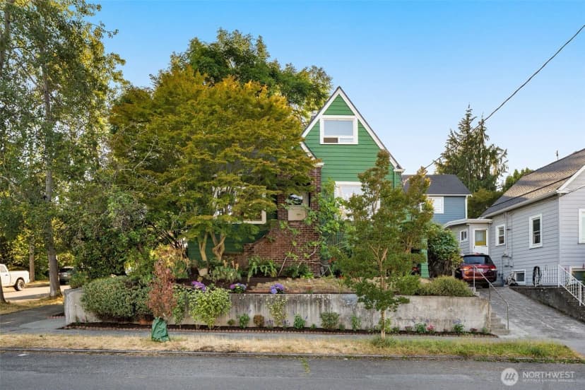Property photo for 5803 Latona Avenue Ne, Seattle photo 34