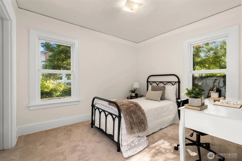 Property photo for 5803 Latona Avenue Ne, Seattle photo 38