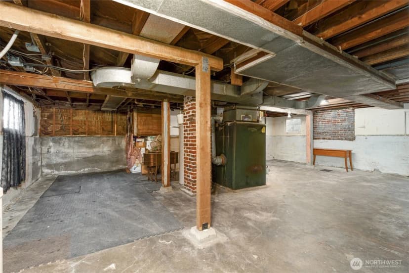 Property photo for 5803 Latona Avenue Ne, Seattle photo 37