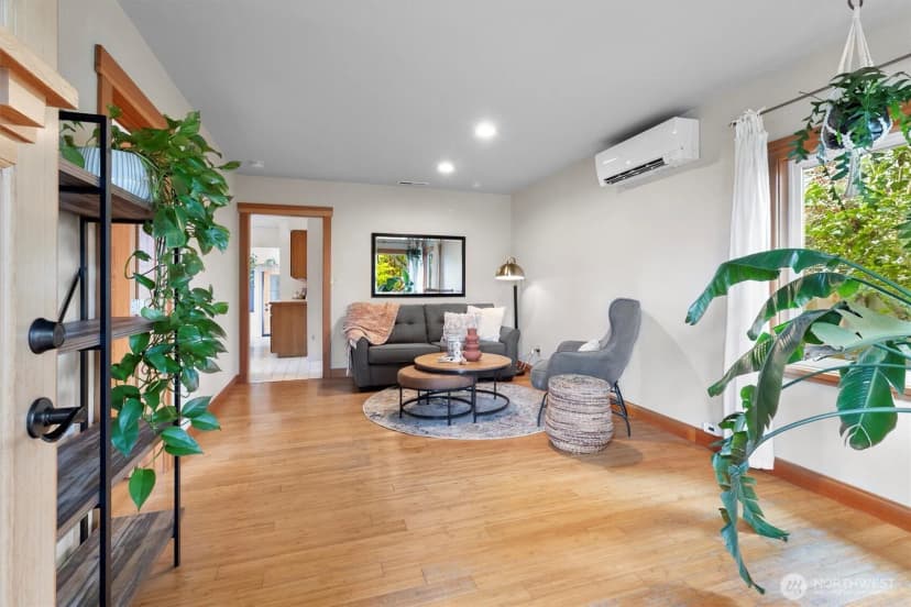 Property photo for 2420 Jaeger Street, Bellingham photo 4