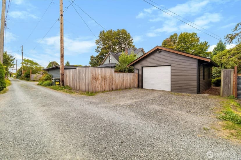 Property photo for 2420 Jaeger Street, Bellingham photo 28