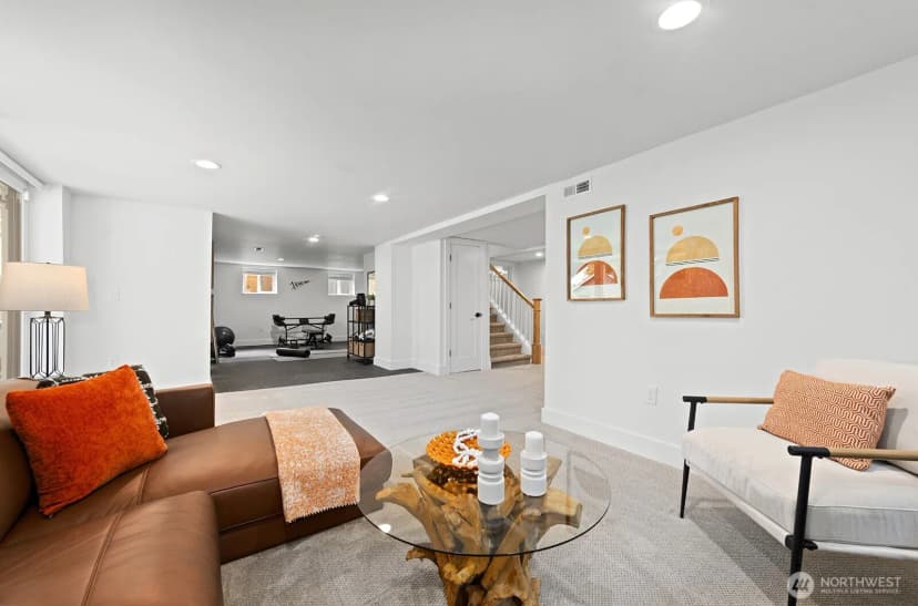 Property photo for 326 22nd Avenue E, Seattle photo 16