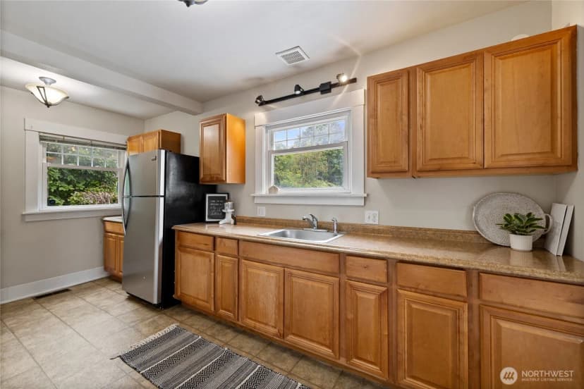 Property photo for 616 N Junett, Tacoma photo 14