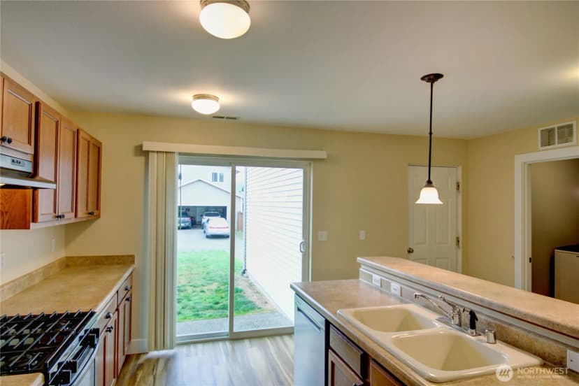 Property photo for 5351 Timber Ridge Drive, Mount Vernon photo 11
