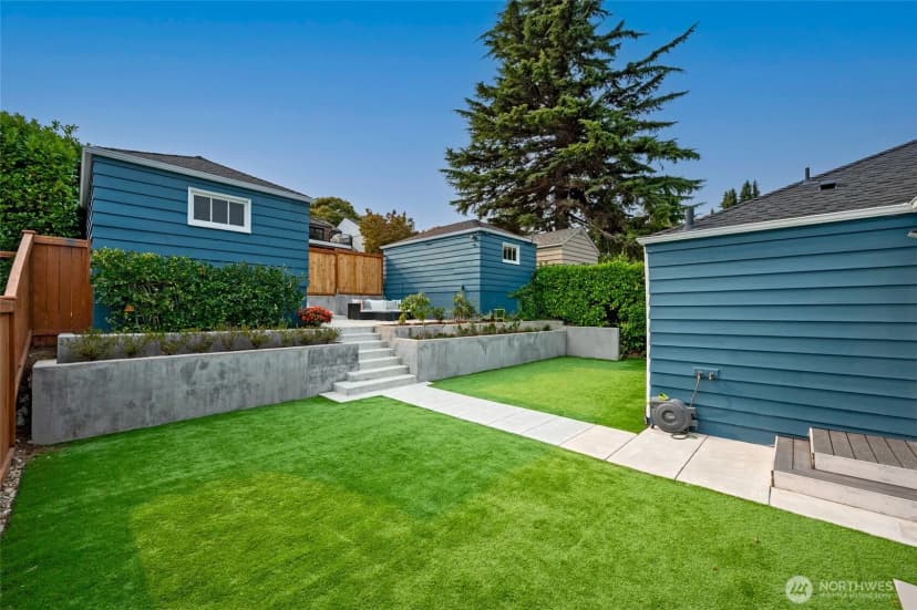 Property photo for 1943 34th Avenue W, Seattle photo 23
