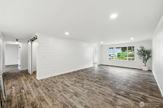 Property photo for 9803 62nd Street Ct W, University Place photo 4