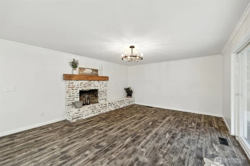 Property photo for 9803 62nd Street Ct W, University Place photo 9