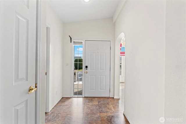 Property photo for 1814 Heritage Drive, Wenatchee photo 4