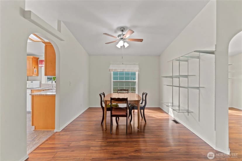 Property photo for 1814 Heritage Drive, Wenatchee photo 11