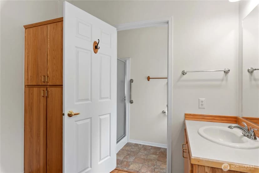 Property photo for 1814 Heritage Drive, Wenatchee photo 25