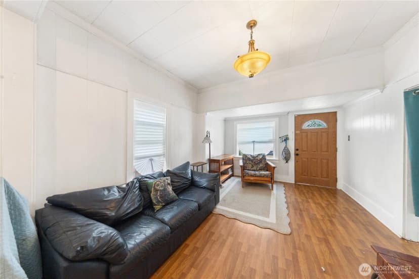 Property photo for 2018 Rockefeller Avenue, Everett photo 6