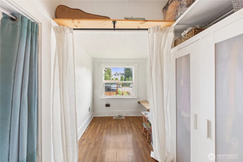 Property photo for 2018 Rockefeller Avenue, Everett photo 17