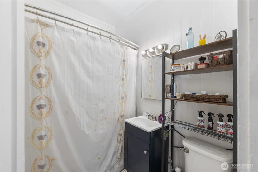 Property photo for 2018 Rockefeller Avenue, Everett photo 15