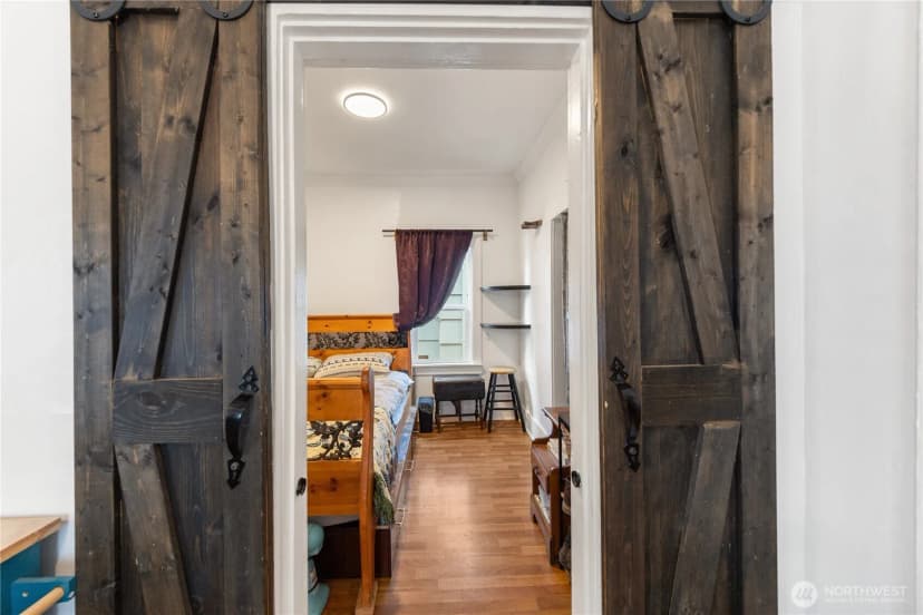 Property photo for 2018 Rockefeller Avenue, Everett photo 13