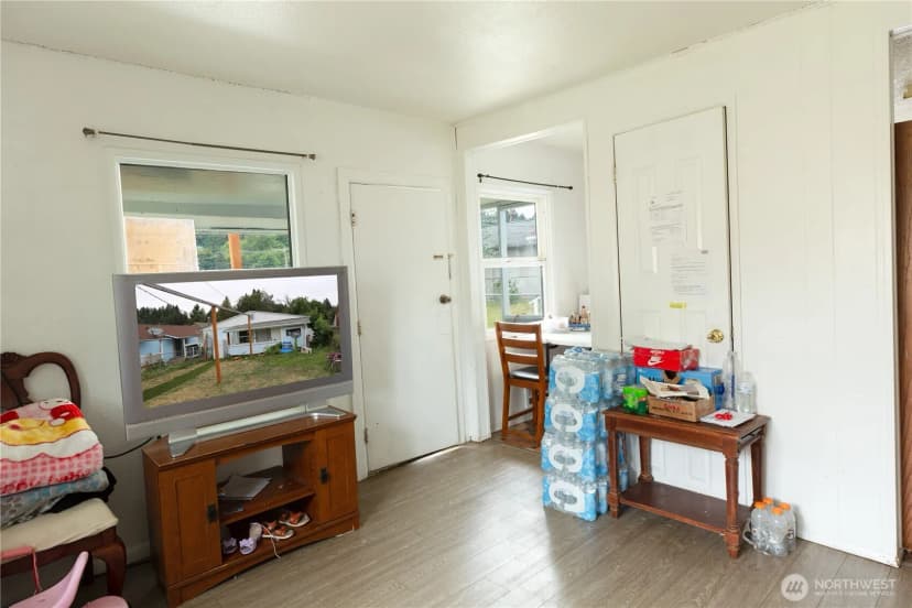 Property photo for 722 718 W Franklin Street, Shelton photo 9