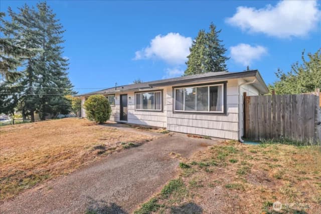 Property photo for 2316 Sw 328th Street, Federal Way photo 2