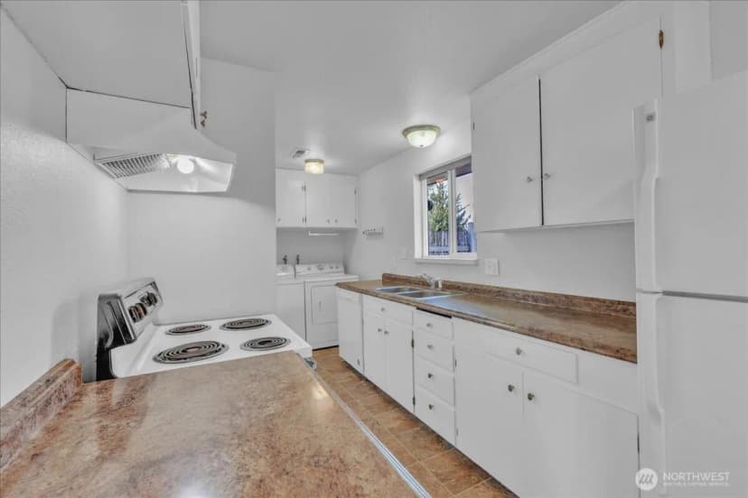 Property photo for 2316 Sw 328th Street, Federal Way photo 10