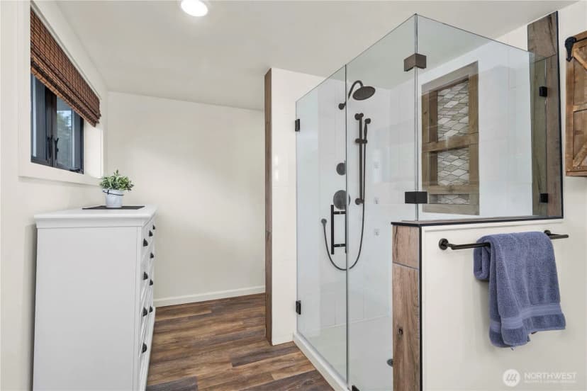 Property photo for 18121 Se 426th, Enumclaw photo 19