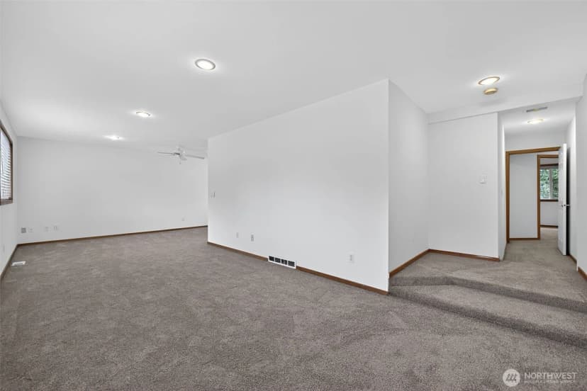 Property photo for 26109 Lake Wilderness Country Club Drive Se, Maple Valley photo 26