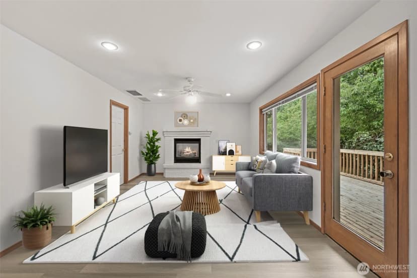 Property photo for 26109 Lake Wilderness Country Club Drive Se, Maple Valley photo 11