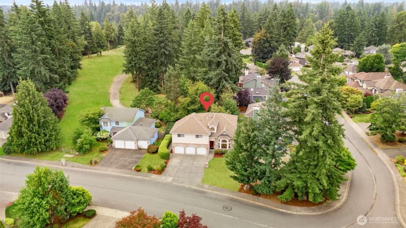 Property photo for 26109 Lake Wilderness Country Club Drive Se, Maple Valley photo 36