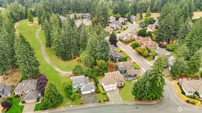 Property photo for 26109 Lake Wilderness Country Club Drive Se, Maple Valley photo 35