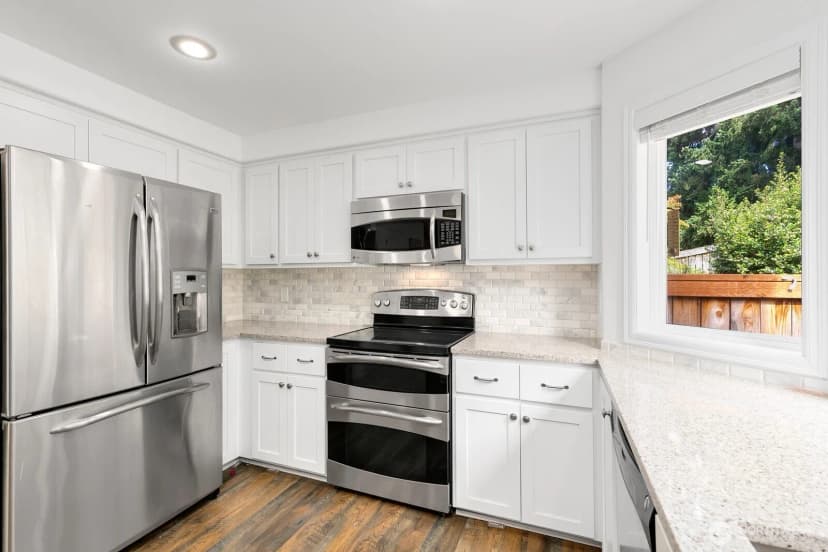 Property photo for 808 Sw 328th Court, Federal Way photo 14
