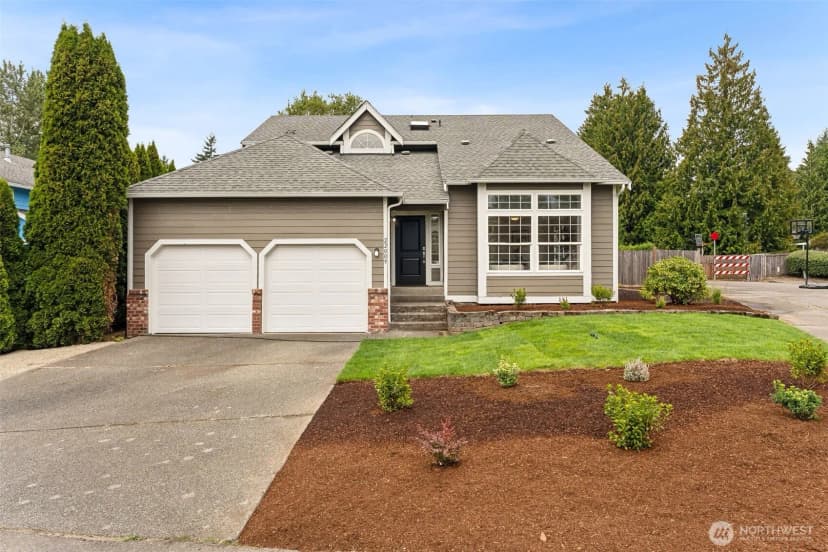 Property photo for 22009 131st Place Se, Kent