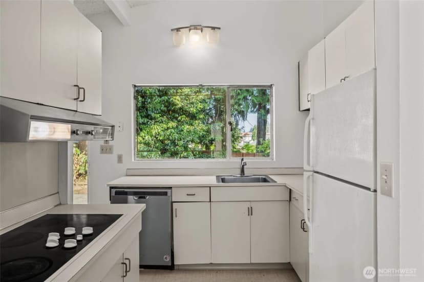Property photo for 14234 Se 14th Street, Bellevue photo 15