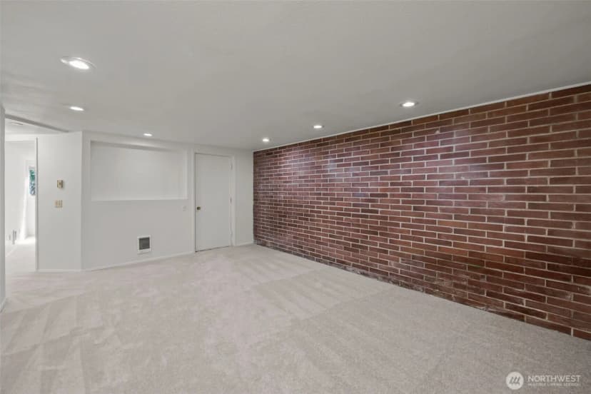 Property photo for 14234 Se 14th Street, Bellevue photo 21