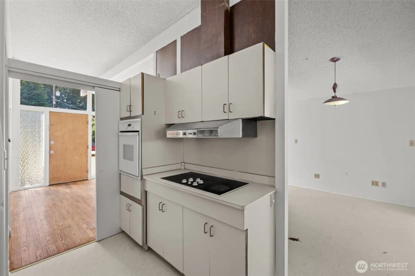 Property photo for 14234 Se 14th Street, Bellevue photo 14