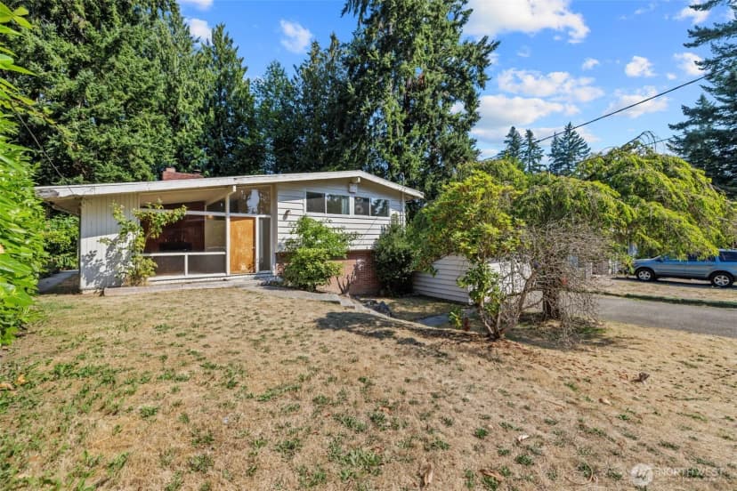 Property photo for 14234 Se 14th Street, Bellevue