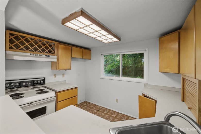 Property photo for 14234 Se 14th Street, Bellevue photo 31
