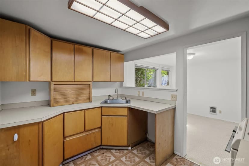 Property photo for 14234 Se 14th Street, Bellevue photo 32
