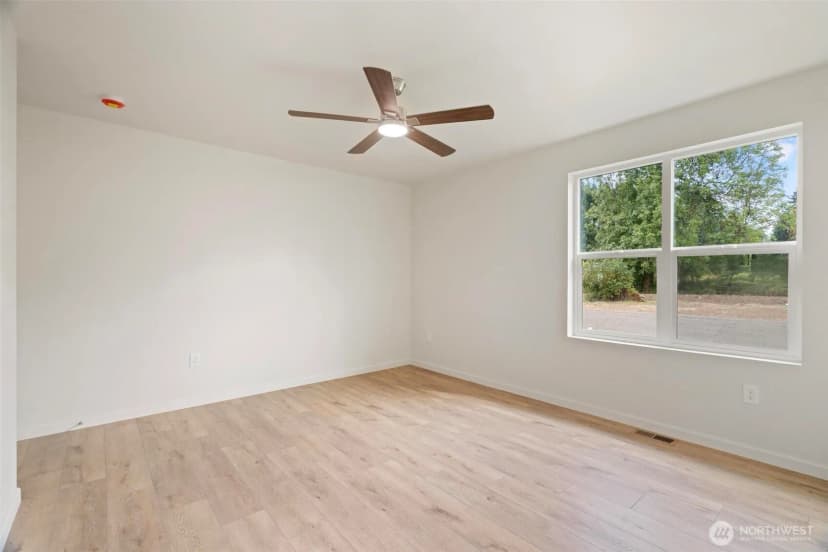 Property photo for 903 Byham Road, Winlock photo 25