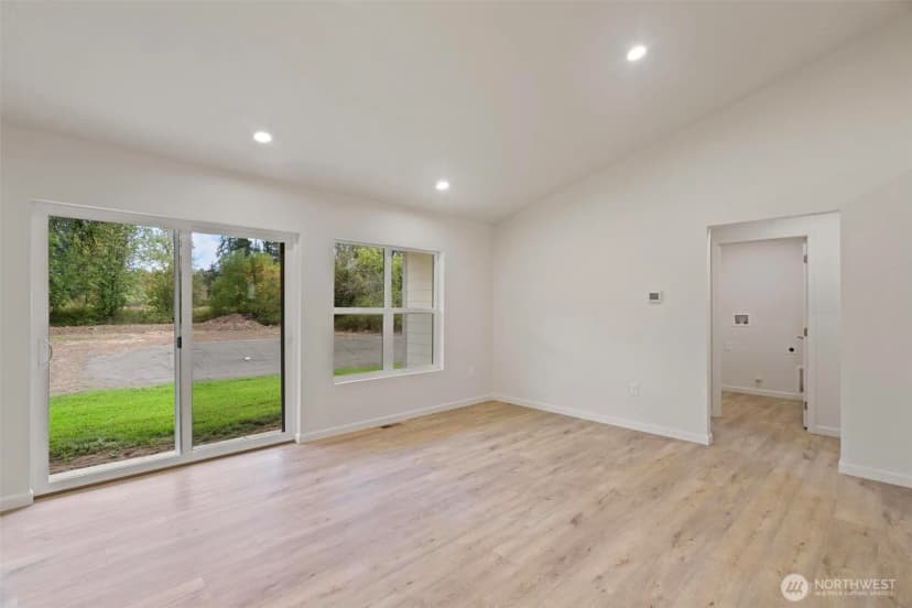 Property photo for 903 Byham Road, Winlock photo 8