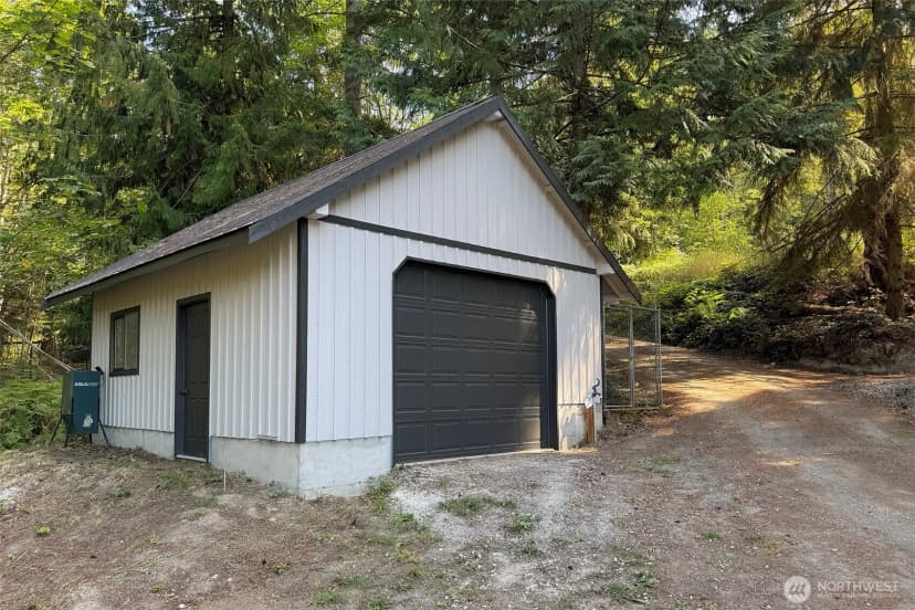 Property photo for 152 Lake Sharon Lane, Port Angeles photo 37
