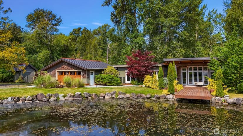 Property photo for 4449 Northwest Drive, Bellingham photo 3