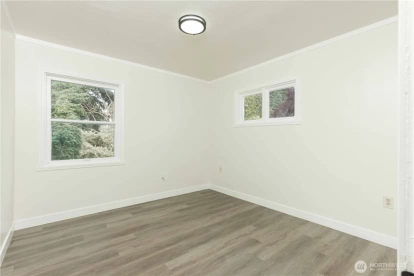 Property photo for 302 S Hartford Avenue, Bremerton photo 11