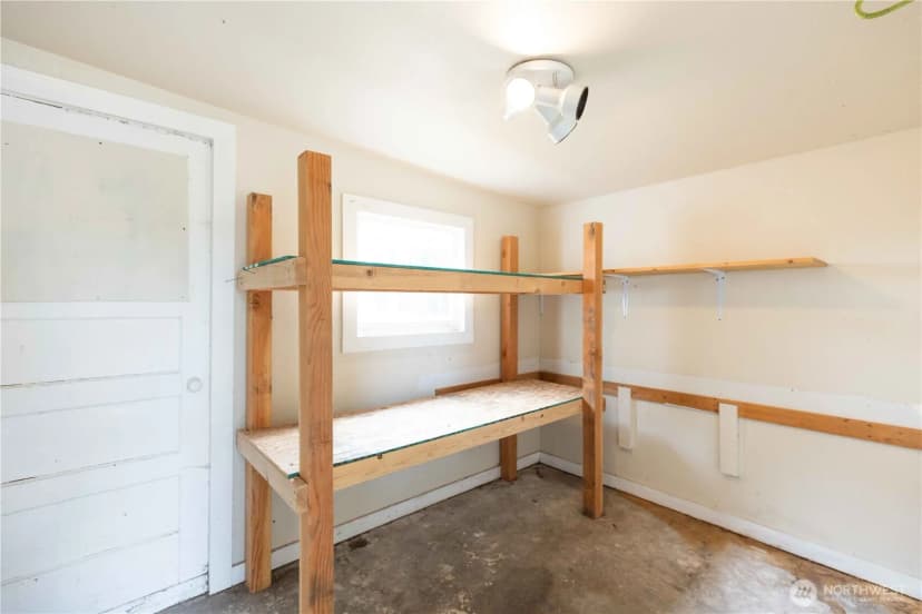 Property photo for 302 S Hartford Avenue, Bremerton photo 17