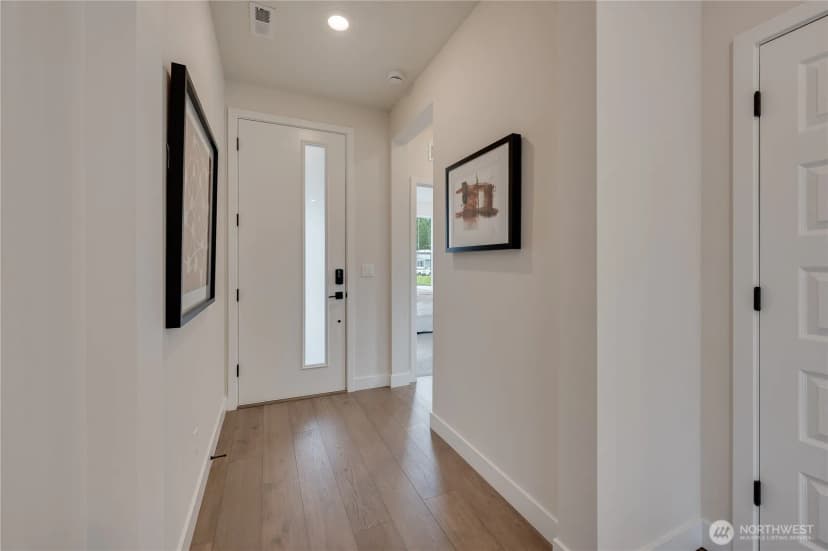 Property photo for 29225 217th Place Se, Black Diamond photo 2