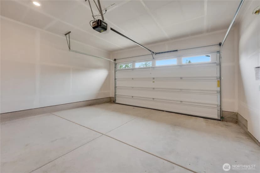 Property photo for 29225 217th Place Se, Black Diamond photo 28