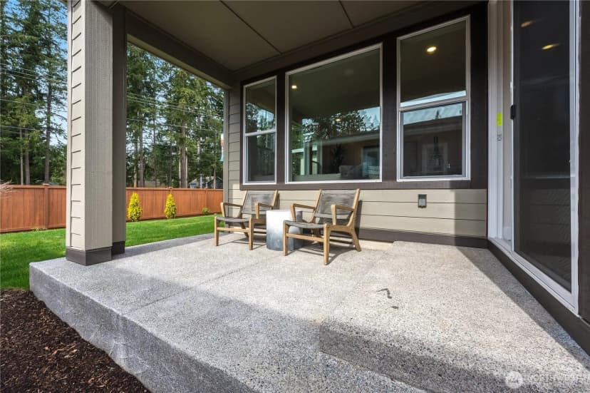 Property photo for 29225 217th Place Se, Black Diamond photo 25
