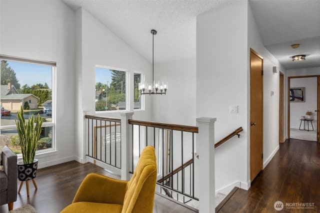 Property photo for 114 Vashon Avenue Se, Renton photo 3