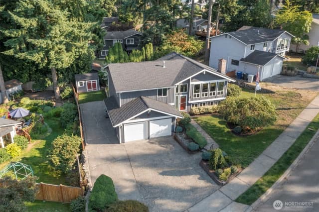 Property photo for 114 Vashon Avenue Se, Renton photo 2