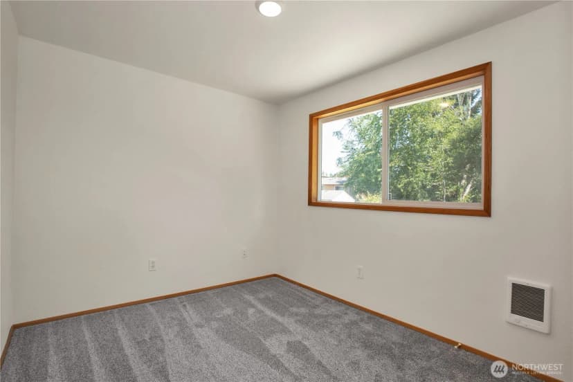 Property photo for 812 Dundee Road Nw, Olympia photo 15