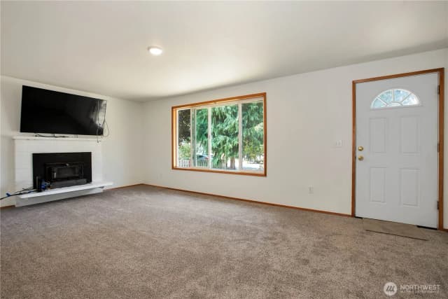 Property photo for 812 Dundee Road Nw, Olympia photo 5