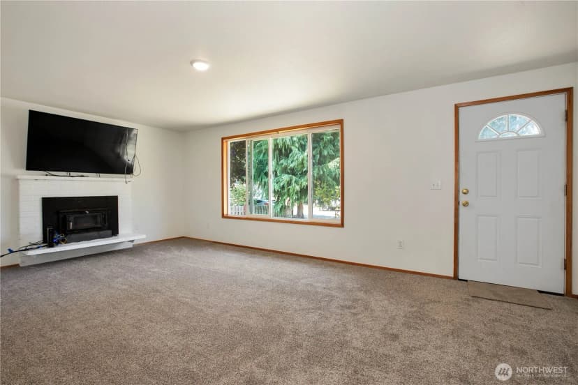 Property photo for 812 Dundee Road Nw, Olympia photo 5